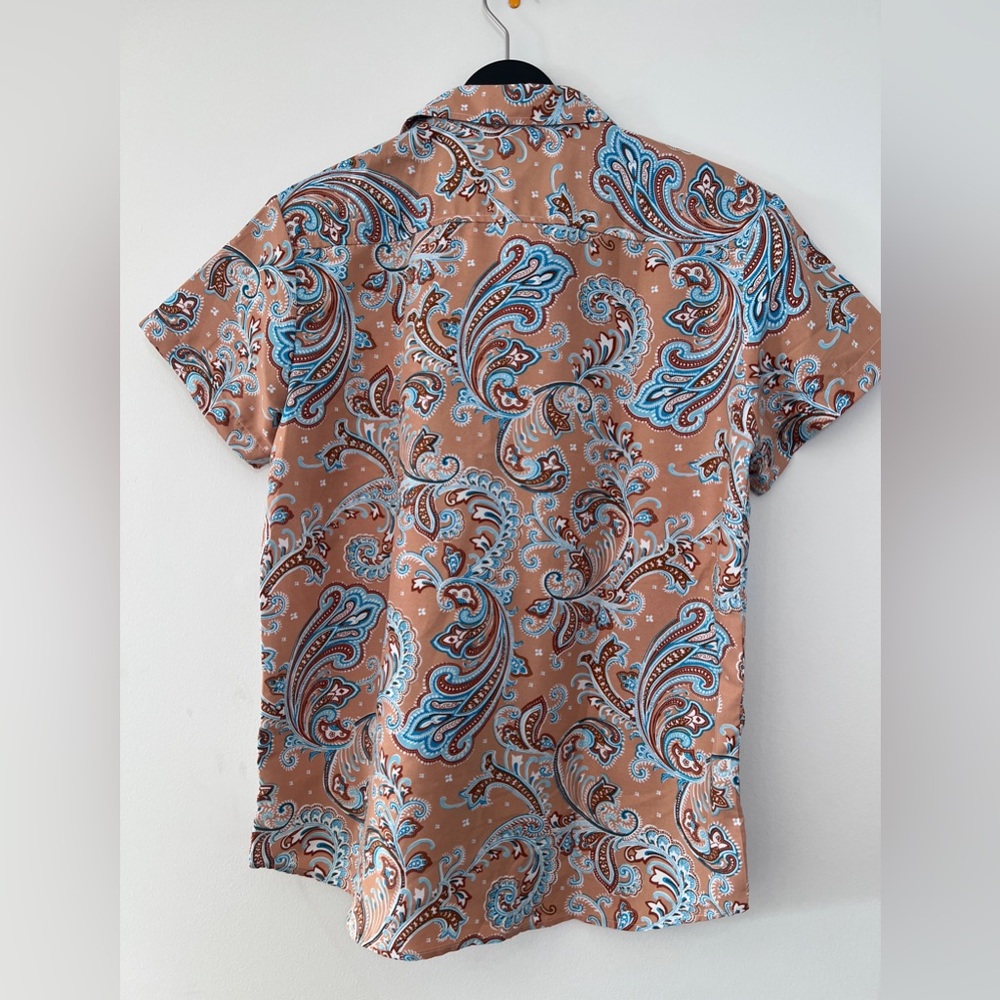 Button down shirt - Picture 2 of 2